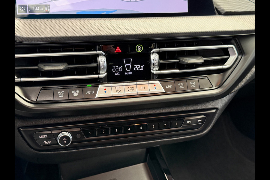 BMW 1-serie 118i M-Pakket CarPlay Panorama