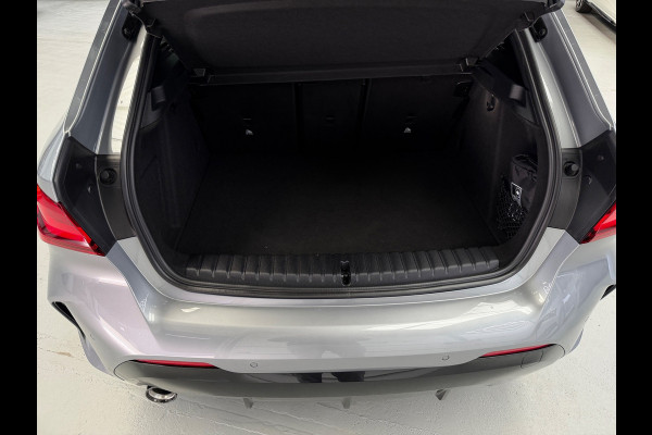 BMW 1-serie 118i M-Pakket CarPlay Panorama