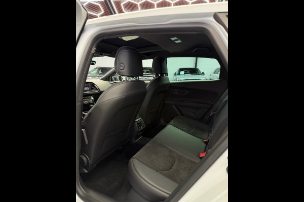 Seat Leon 2.0 TSI CUPRA 300 Panorama CarPlay