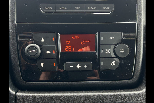 Peugeot Boxer 2.2 BlueHDI 141 PK / EURO 6 / L1H1 / 9 PERSOONS / AIRCO / CRUISE / PERSONENBUS / BLUETOOTH