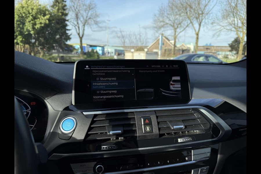 BMW iX3 Aut. High Executive 80 kWh | SoH 94% | Panorama | Leder | Memory |