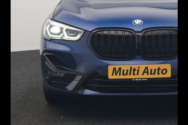 BMW X1 xDrive25e Sportline PHEV 221pk Dealer O.H. | Trekhaak Afn. | Adaptive Cruise | Camera | Sportstoelen Verwarmd | Sfeerverlichting | Keyless | LED Koplampen | Navigatie | DAB | Plug In Hybrid