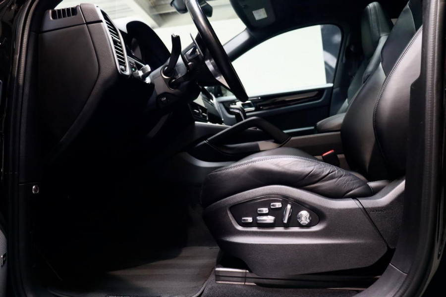 Porsche Cayenne Coupé 3.0 E-Hybrid|PSCB|SoftCl|18weg|Sport Chrono