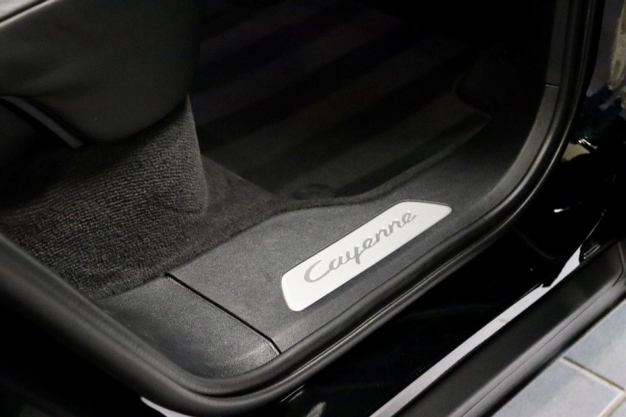 Porsche Cayenne Coupé 3.0 E-Hybrid|PSCB|SoftCl|18weg|Sport Chrono