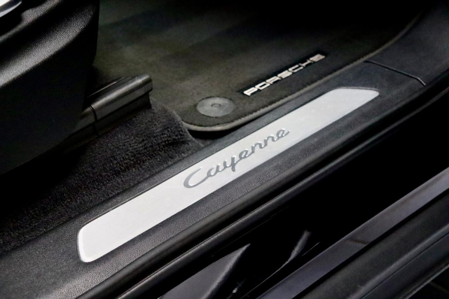 Porsche Cayenne Coupé 3.0 E-Hybrid|PSCB|SoftCl|18weg|Sport Chrono