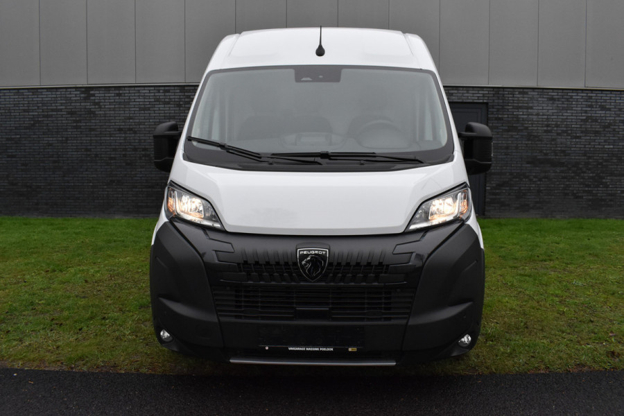 Peugeot Boxer 2.2 BlueHDi 140 S&S L2H2 3.3t Euro 6 Nieuwe registratie 2024/ GEEN BPM/ L2H2/ achteruitrijcamera verzwaard verenpakket, pakket City plus