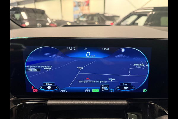 Mercedes-Benz GLA 250 e AMG SOH-TEST/ PANO/LEDER/H-UP/STOEL-M/BURMESTER/BAB/CARPLAY/SFEERVERL///