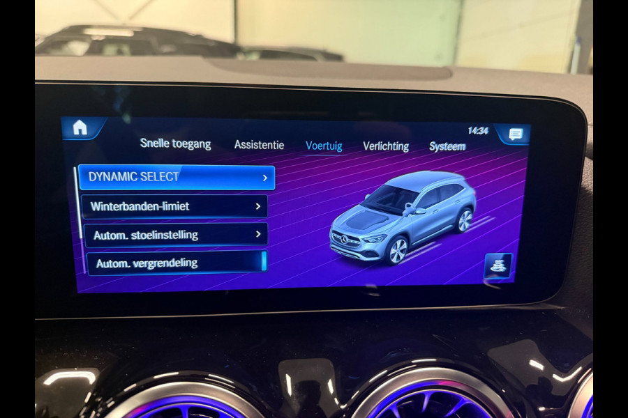 Mercedes-Benz GLA 250 e AMG SOH-TEST/ PANO/LEDER/H-UP/STOEL-M/BURMESTER/BAB/CARPLAY/SFEERVERL///