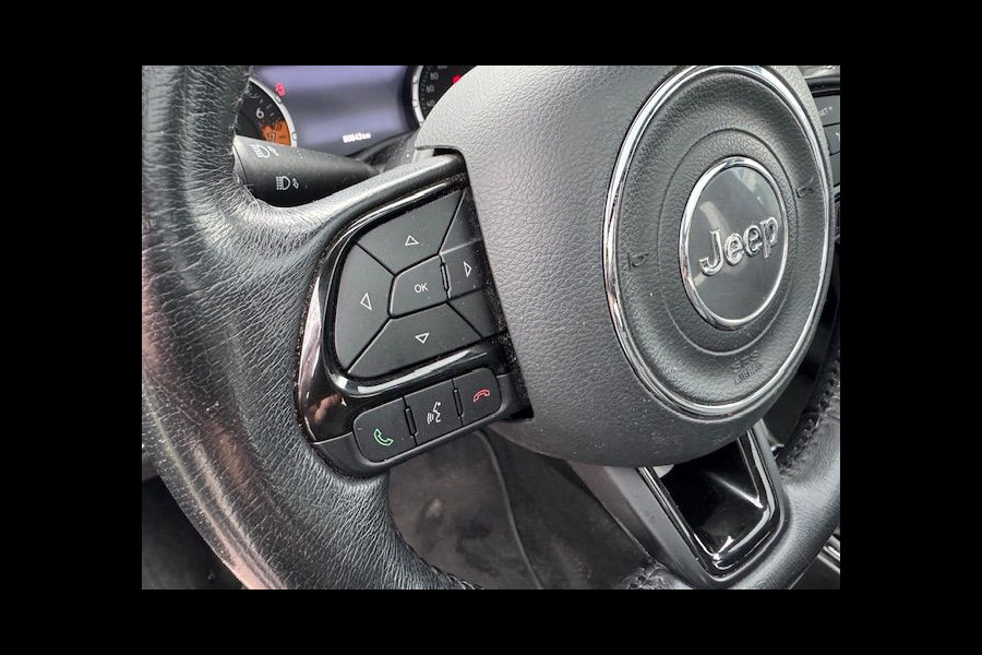 Jeep Renegade 1.4 MultiAir Night Eagle II Limited 89.000km Airco/ECC,Navigatie,Leder,Panoramadak