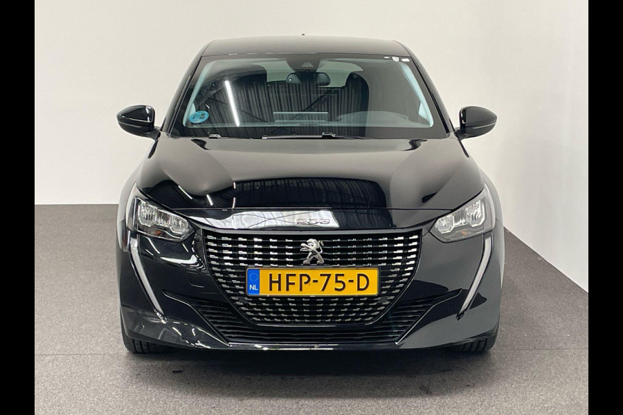 Peugeot 208 1.2 PureTech 100pk Automaat Allure Pack Peugeot 208 1.2 PureTech 100pk Aut. Allure Pack Navigatie Apple Carplay/Android Auto Camera Parkeersensor achter Cruise Control Virtual Cockpit Climate Control Getinte ramen