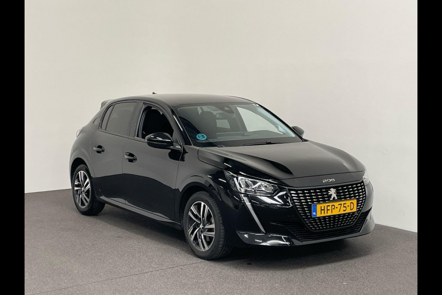 Peugeot 208 1.2 PureTech 100pk Automaat Allure Pack Peugeot 208 1.2 PureTech 100pk Aut. Allure Pack Navigatie Apple Carplay/Android Auto Camera Parkeersensor achter Cruise Control Virtual Cockpit Climate Control Getinte ramen