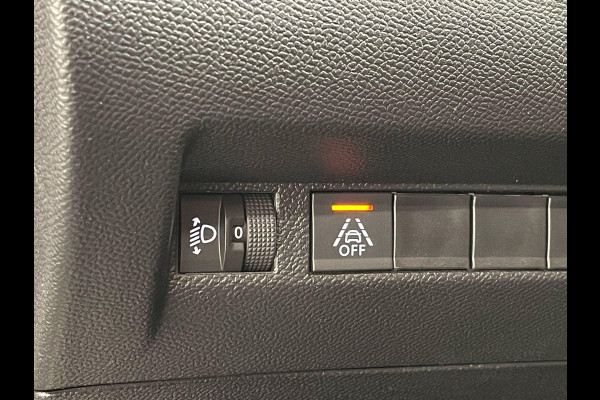 Peugeot 208 1.2 PureTech 100pk Automaat Allure Pack Peugeot 208 1.2 PureTech 100pk Aut. Allure Pack Navigatie Apple Carplay/Android Auto Camera Parkeersensor achter Cruise Control Virtual Cockpit Climate Control Getinte ramen