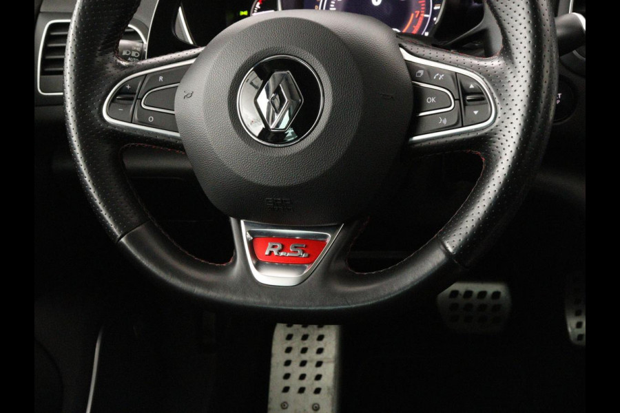 Renault Mégane 1.8 TCe 280 RS | Panoramadak | Head-Up | Stoelverwarming | Alcantara | Carplay | Camera | Sportstoelen | Navigatie | 19'' | Bose Sound | Keyless | Full LED | Dodehoek detectie | Maxton