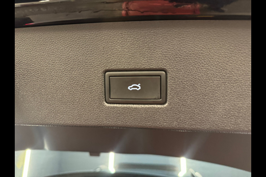 Volkswagen T-Roc 2.0 TSI 4Motion R Pano|Akra|IQ|Keyless|ACC