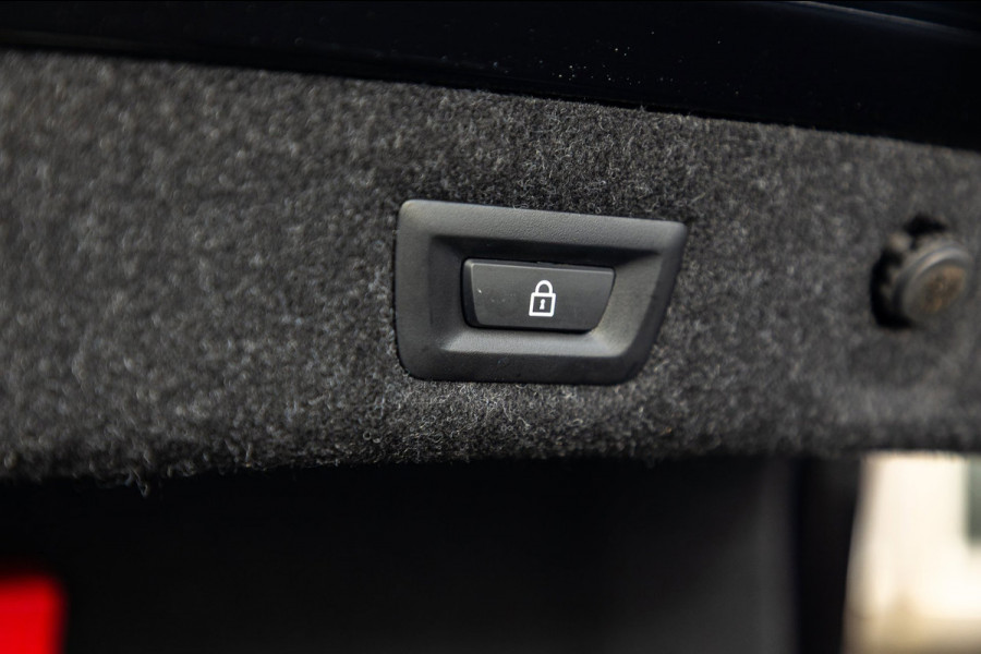 BMW 5 Serie 545e xDrive Business Edition Plus 94% I Schuifdak I H&K I Laser I M -sport I carbon I