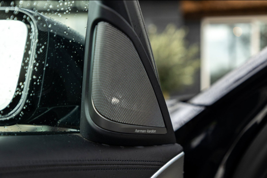 BMW 5 Serie 545e xDrive Business Edition Plus 94% I Schuifdak I H&K I Laser I M -sport I carbon I