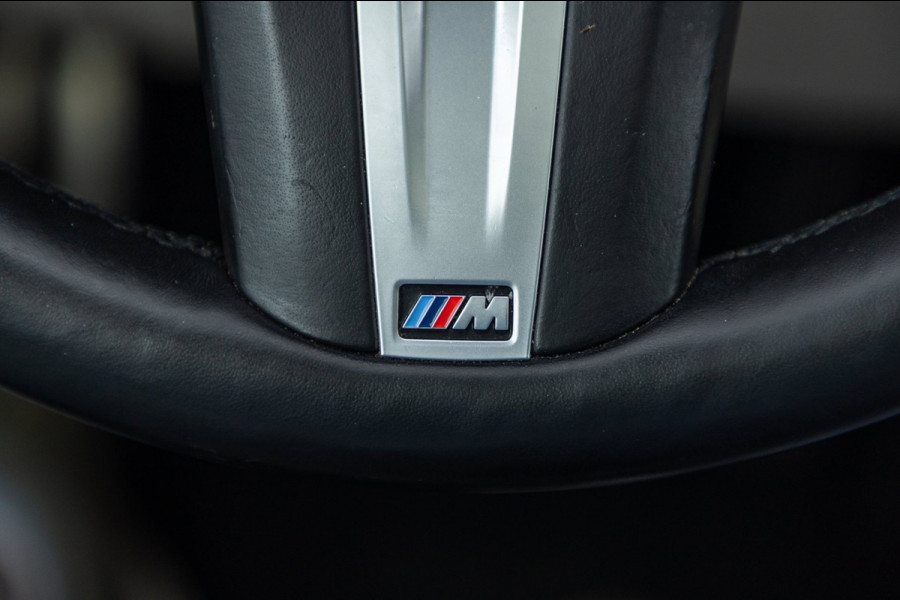 BMW 5 Serie 545e xDrive Business Edition Plus 94% I Schuifdak I H&K I Laser I M -sport I carbon I