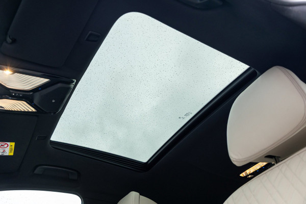 BMW 5 Serie 545e xDrive Business Edition Plus 94% I Schuifdak I H&K I Laser I M -sport I carbon I