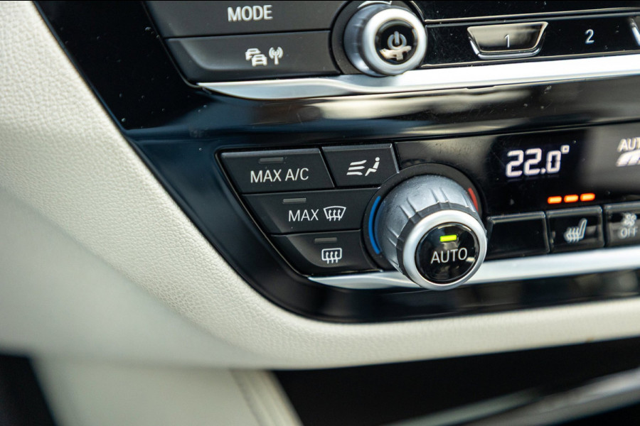 BMW 5 Serie 545e xDrive Business Edition Plus 94% I Schuifdak I H&K I Laser I M -sport I carbon I