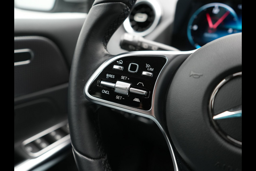 Mercedes-Benz B-Klasse 250 e Progressive PHEV 218pk Dealer O.H. | Panodak | Camera | Sportstoelen Verwarmd | Widescreen Navi | Blis | Apple Carplay | Navigatie | DAB | Plug In Hybrid