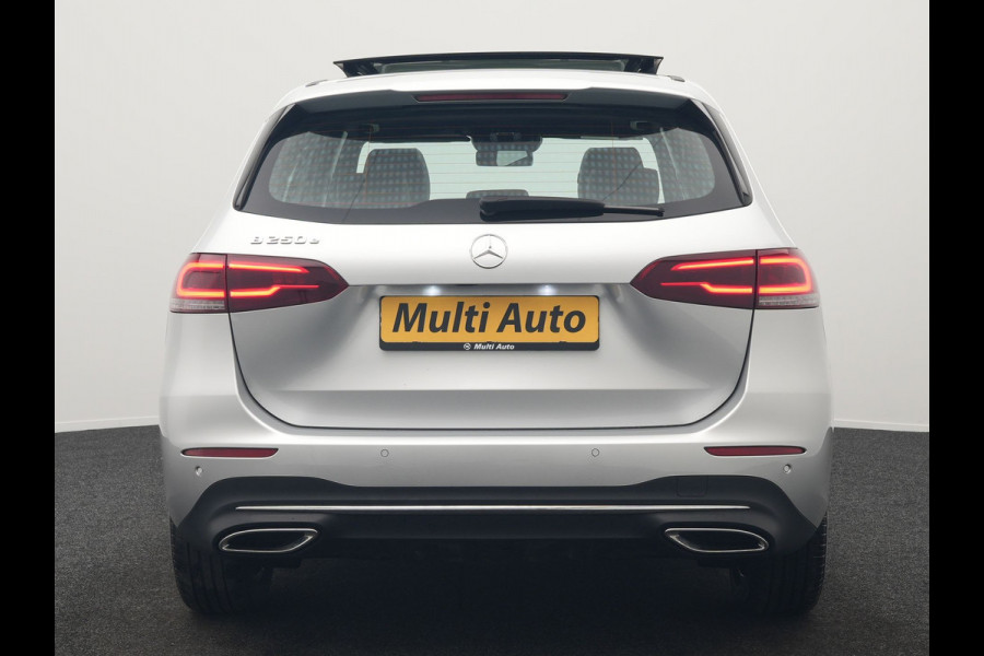 Mercedes-Benz B-Klasse 250 e Progressive PHEV 218pk Dealer O.H. | Panodak | Camera | Sportstoelen Verwarmd | Widescreen Navi | Blis | Apple Carplay | Navigatie | DAB | Plug In Hybrid