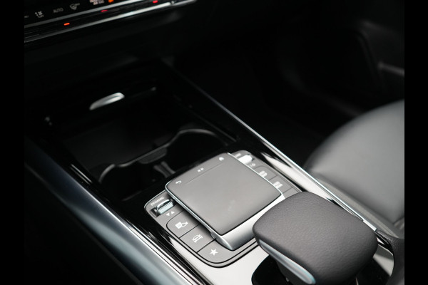 Mercedes-Benz B-Klasse 250 e Progressive PHEV 218pk Dealer O.H. | Panodak | Camera | Sportstoelen Verwarmd | Widescreen Navi | Blis | Apple Carplay | Navigatie | DAB | Plug In Hybrid