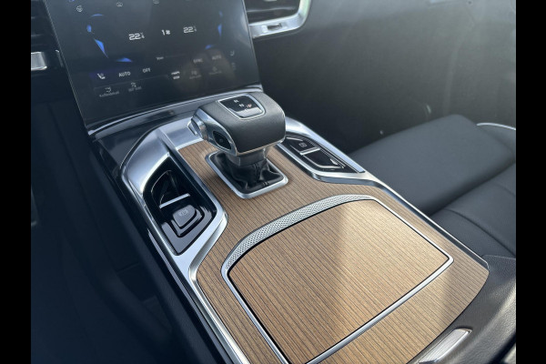 Hongqi E-HS9 President 99 kWh President 99 kWh 6-persoons Luchtvering-Panorama-dak Trekhaak Origineel NL-auto (geen import!)