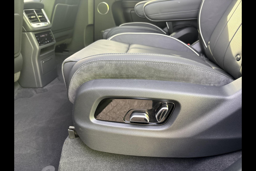 Hongqi E-HS9 President 99 kWh President 99 kWh 6-persoons Luchtvering-Panorama-dak Trekhaak Origineel NL-auto (geen import!)