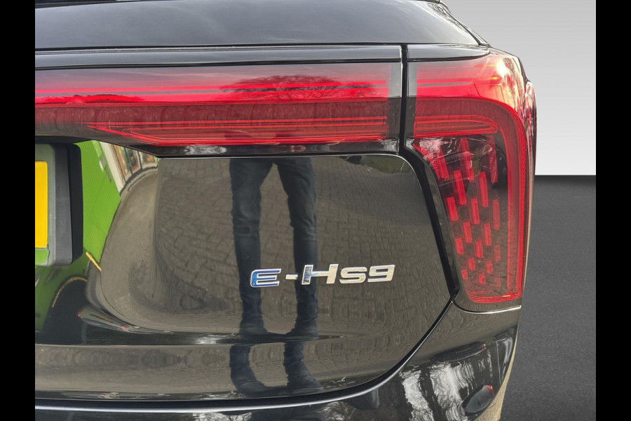 Hongqi E-HS9 President 99 kWh President 99 kWh 6-persoons Luchtvering-Panorama-dak Trekhaak Origineel NL-auto (geen import!)