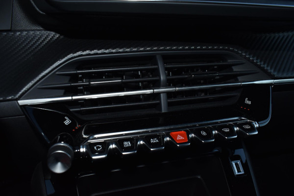 Peugeot 2008 1.2 PureTech 130PK Active Pack | Carplay | Camera | Stoelverw. | Incl. garantie