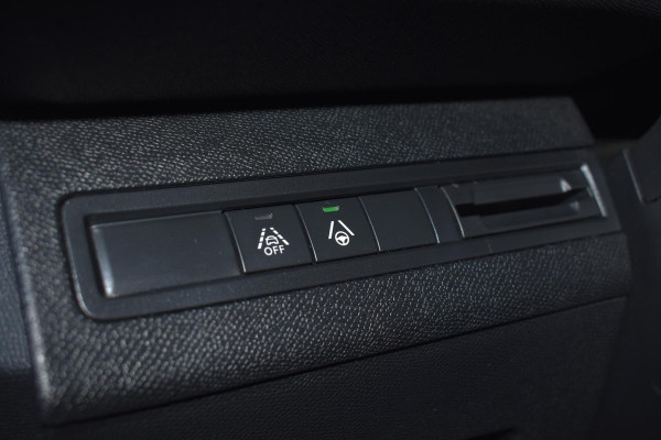 Peugeot 5008 1.2 PureTech 130PK Aut. GT | 7 Zits | LED | Navi | Camera | Incl. garantie