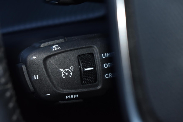 Peugeot 2008 1.2 PureTech 130PK Aut. Allure Pack | Camera | LED | Carplay | Adapt. Cruise | Incl. garantie