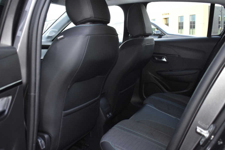 Peugeot 208 1.2 PureTech 100PK Allure Pack | Carplay | Camera | Stoelverw. | Keyless | Incl. garantie