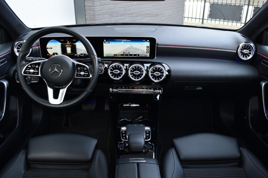 Mercedes-Benz A-Klasse 200 163PK Aut. Launch Edition Premium Plus | Sfeerverlichting | Navi | Camera | Incl. garantie