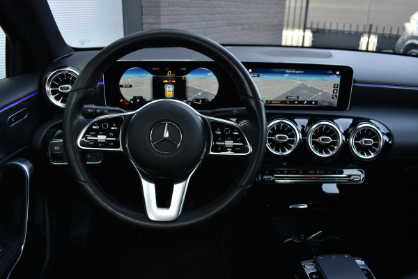 Mercedes-Benz A-Klasse 200 163PK Aut. Launch Edition Premium Plus | Sfeerverlichting | Navi | Camera | Incl. garantie