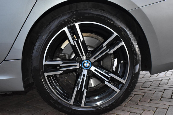 BMW 3 Serie Touring 330e Plugin Hybrid 292PK Aut. M-Sport | LED | Navi | Trekhaak | Camera | Incl. garantie