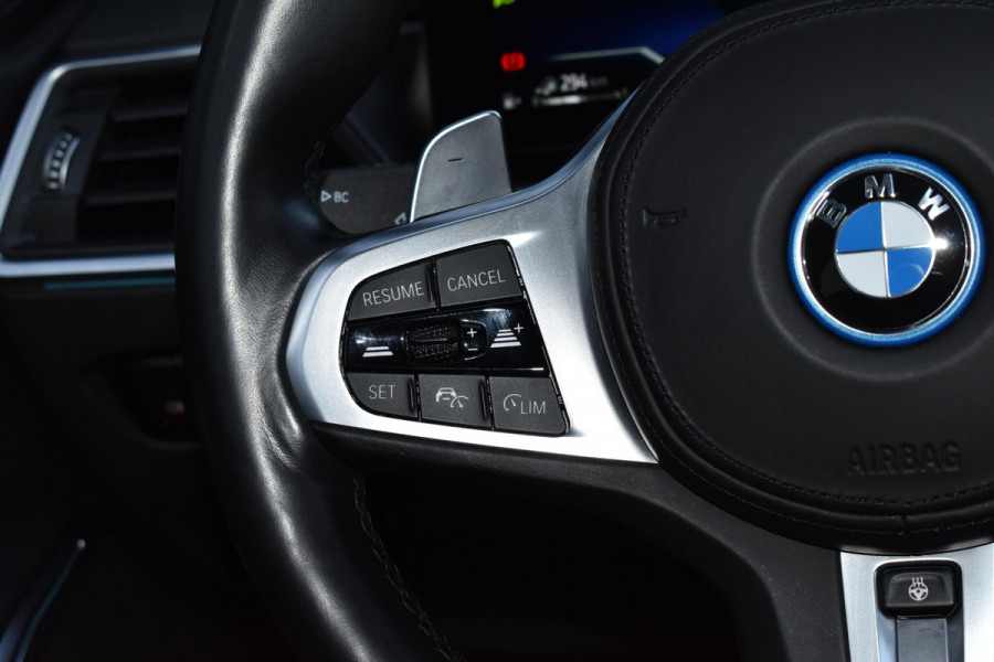 BMW 3 Serie Touring 330e Plugin Hybrid 292PK Aut. M-Sport | LED | Navi | Trekhaak | Camera | Incl. garantie