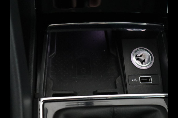 Škoda Kodiaq 1.5 TSI Business Edition | Trekhaak | Camera | Carplay | Navigatie | Half leder | Climate control | Cruise control | Full LED