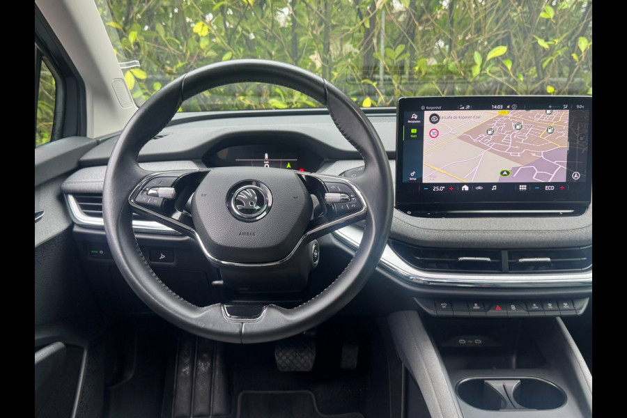 Škoda ENYAQ iV BUSINESS PANORAMADAK CARPLAY ORIGINEEL NEDERLANDS NAP