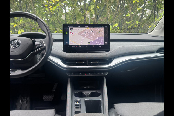 Škoda ENYAQ iV BUSINESS PANORAMADAK CARPLAY ORIGINEEL NEDERLANDS NAP