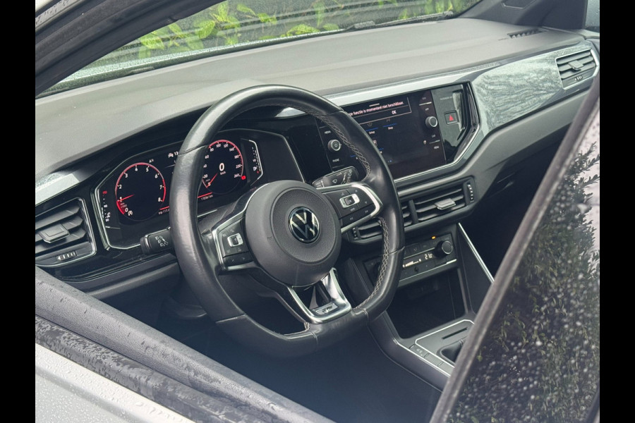 Volkswagen Polo 1.0 TSI HIGHLINE R-LINE PANORAMA LED VIRTUAL CARPLAY VOL OPTIES NAP NEDERLANDSE AUTO