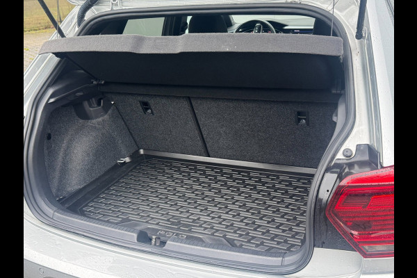 Volkswagen Polo 1.0 TSI HIGHLINE R-LINE PANORAMA LED VIRTUAL CARPLAY VOL OPTIES NAP NEDERLANDSE AUTO