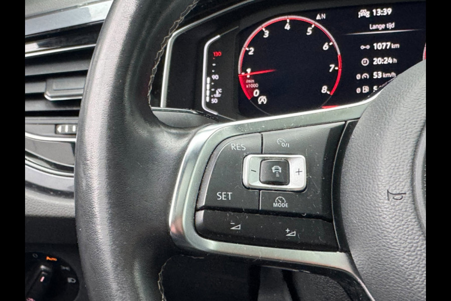 Volkswagen Polo 1.0 TSI HIGHLINE R-LINE PANORAMA LED VIRTUAL CARPLAY VOL OPTIES NAP NEDERLANDSE AUTO