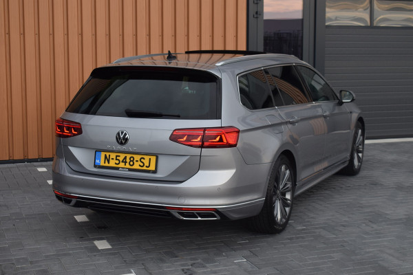 Volkswagen Passat 1.5 TSI 150pk DSG R-Line | Pano | Trekhaak | 360 camera
