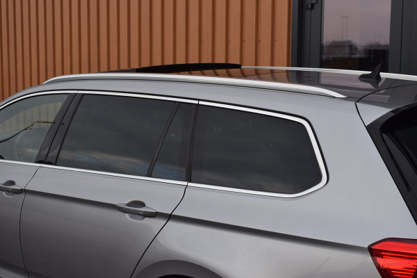 Volkswagen Passat 1.5 TSI 150pk DSG R-Line | Pano | Trekhaak | 360 camera