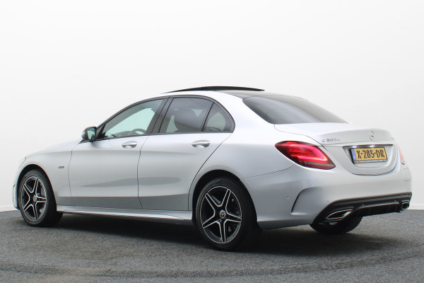 Mercedes-Benz C-Klasse 300 e 4MATIC AMG Line Panoramadak, Burmester, Memory, 360° Camera, Apple Carplay, Head-Up