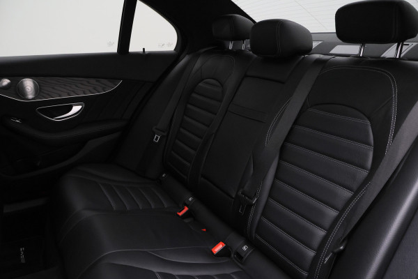 Mercedes-Benz C-Klasse 300 e 4MATIC AMG Line Panoramadak, Burmester, Memory, 360° Camera, Apple Carplay, Head-Up