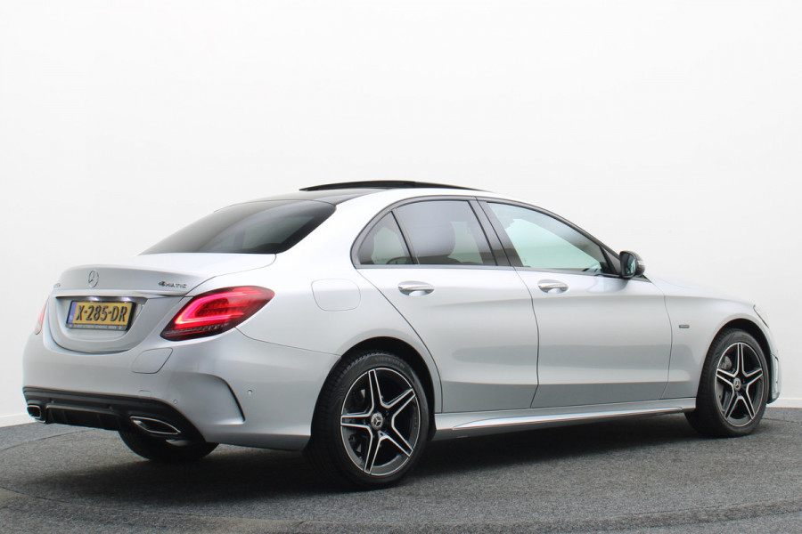 Mercedes-Benz C-Klasse 300 e 4MATIC AMG Line Panoramadak, Burmester, Memory, 360° Camera, Apple Carplay, Head-Up