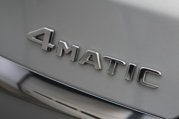 Mercedes-Benz C-Klasse 300 e 4MATIC AMG Line Panoramadak, Burmester, Memory, 360° Camera, Apple Carplay, Head-Up