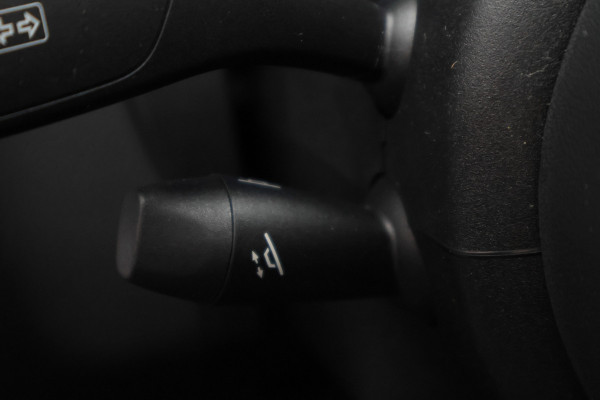 Mercedes-Benz C-Klasse 300 e 4MATIC AMG Line Panoramadak, Burmester, Memory, 360° Camera, Apple Carplay, Head-Up